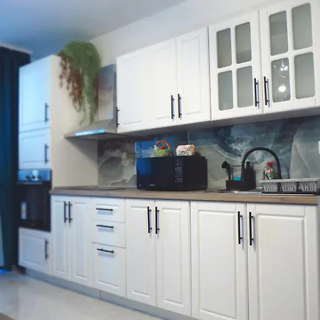 полименови Apartment *